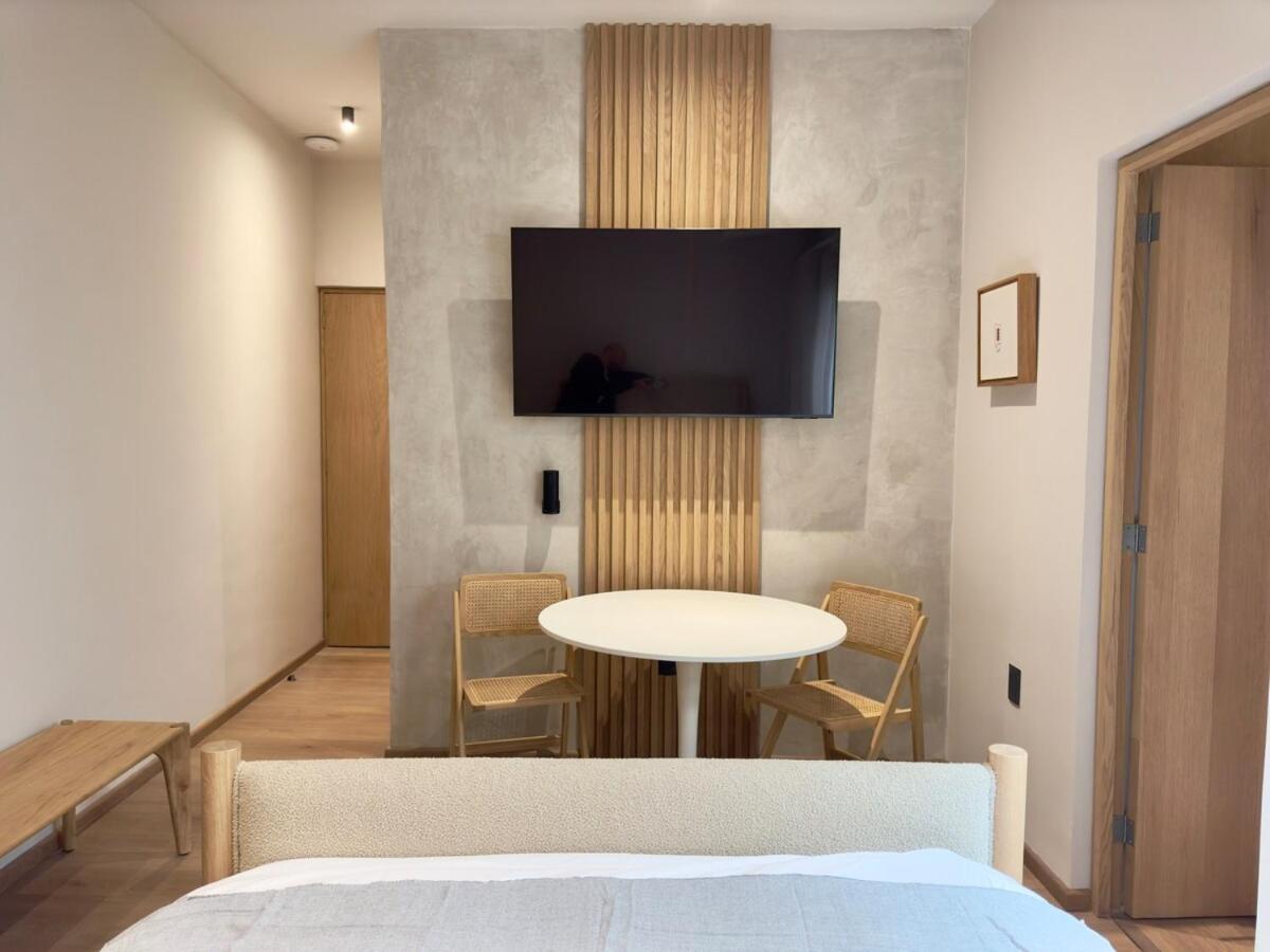New Beautiful Loft - Air Conditioner At Roma Nt